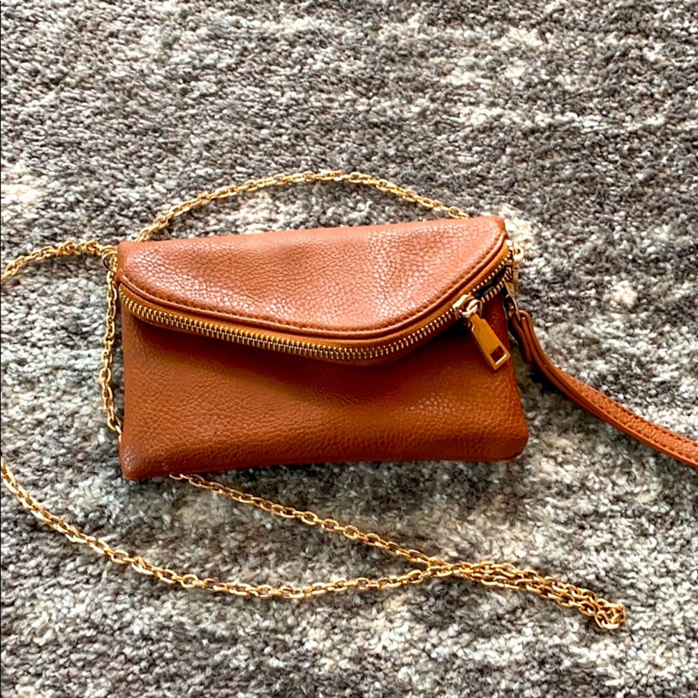 Altar’d State crossbody/wristlet